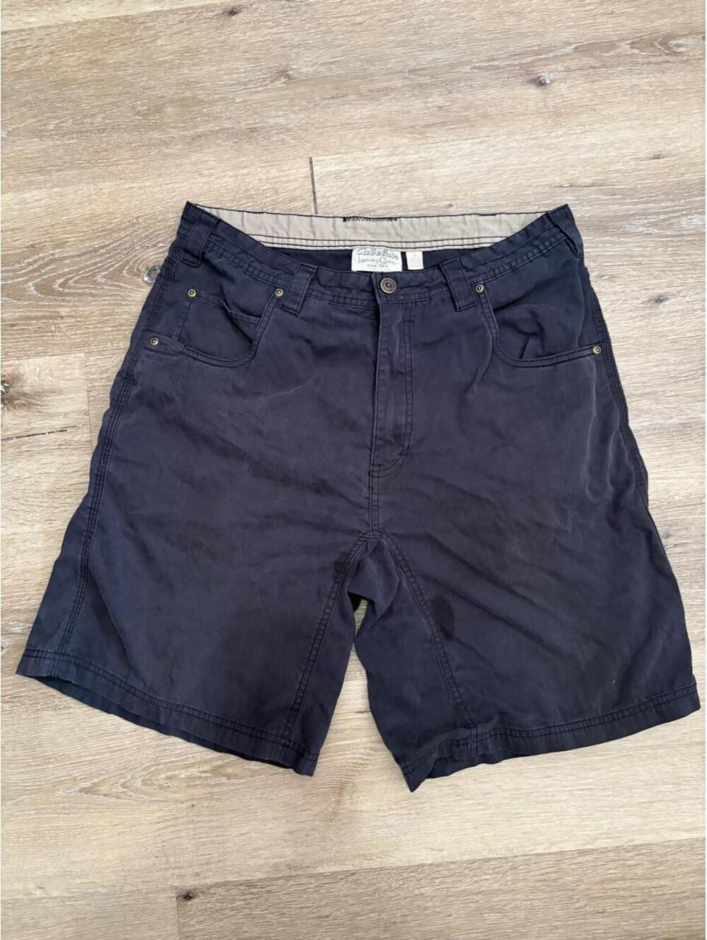 Cabela’s Size 34 Faded Black Utility Workwear Shorts